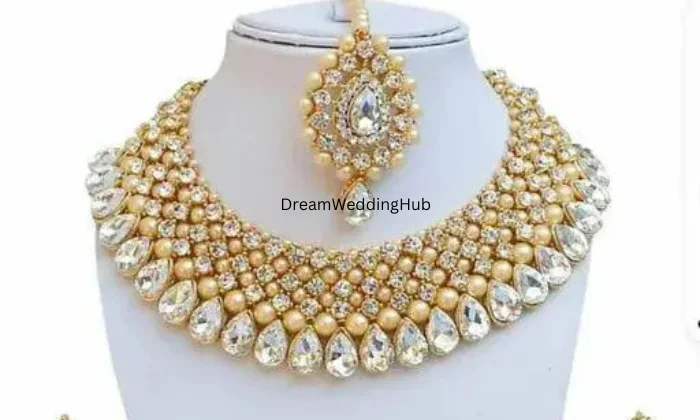 Indriya  Aditya Birla Jewellery